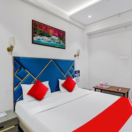Hotel O Shree Palace Utrān Buitenkant foto