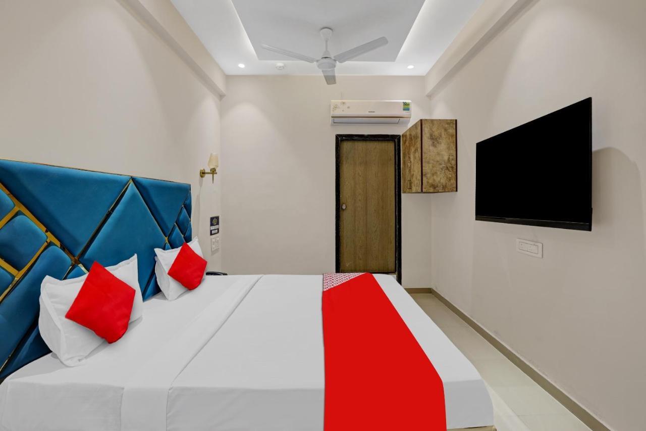 Hotel O Shree Palace Utrān Buitenkant foto